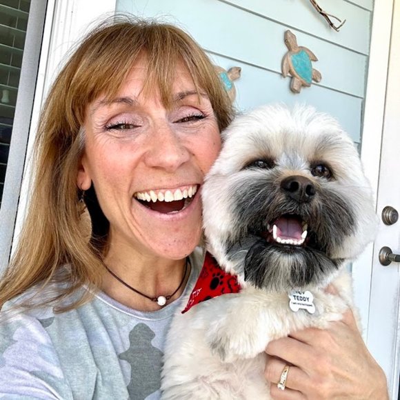 Meet your Posher, Katherine - Picture 2 of 15